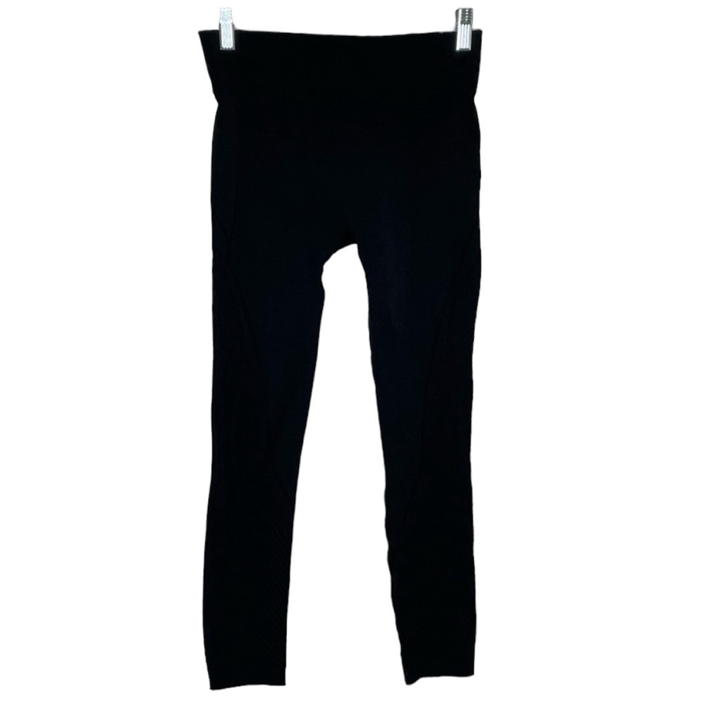 Fabletics black crop leggings, medium